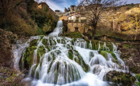 El Salto del Agua Auténtico El Molino de la Cascada Orbaneja